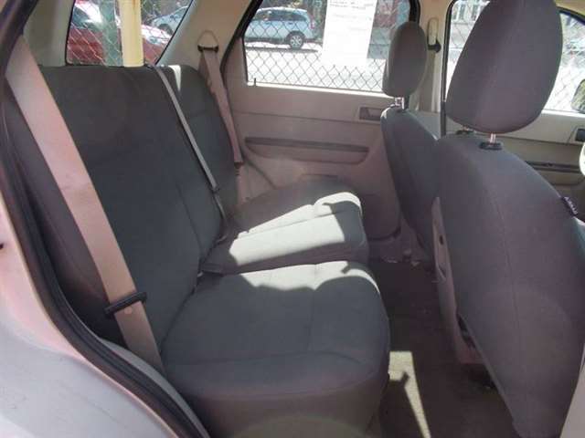 Ford Escape 2008 photo 9